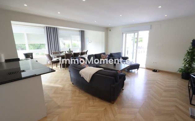 Wiederverkauf - Freistehende Villa - Torrevieja - Torrevieja Centro
