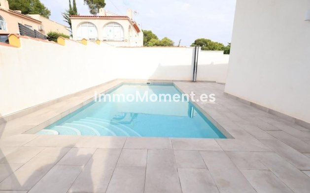 Wiederverkauf - Freistehende Villa - Torrevieja - Torrevieja Centro