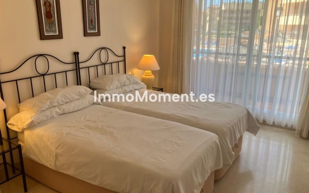 Resale - Apartment - Marbella - Elviria