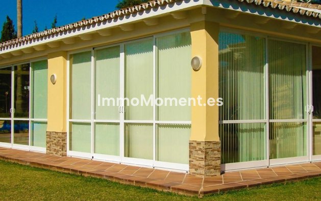 Resale - Detached villa - Marbella - Elviria