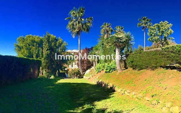 Resale - Detached villa - Marbella - Elviria