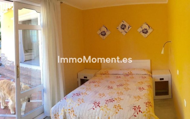 Resale - Detached villa - Marbella - Elviria