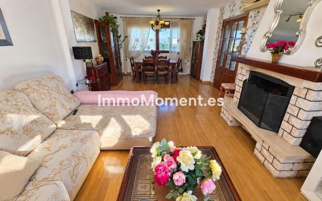Resale - Detached villa - Inland  - Alhaurín de la Torre