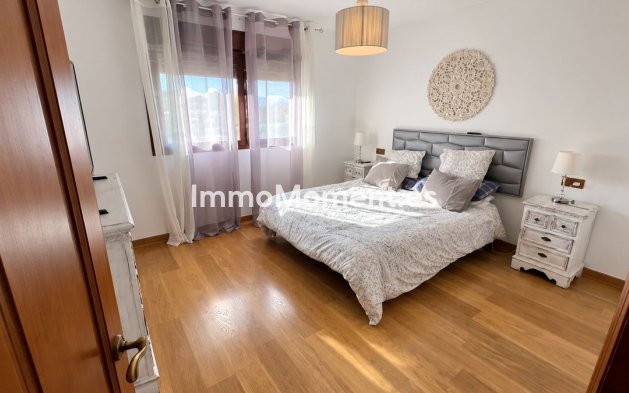 Resale - Detached villa - Inland  - Alhaurín de la Torre