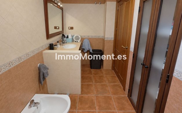 Resale - Detached villa - Inland  - Alhaurín de la Torre