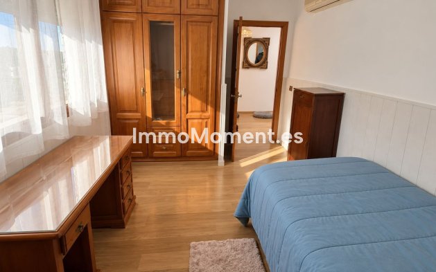 Resale - Detached villa - Inland  - Alhaurín de la Torre