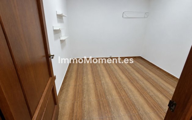 Resale - Detached villa - Inland  - Alhaurín de la Torre