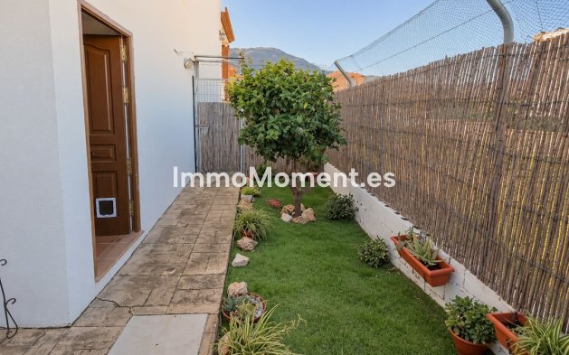 Resale - Detached villa - Inland  - Alhaurín de la Torre