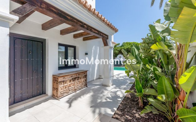 Resale - Detached villa - Marbella - Carib Playa