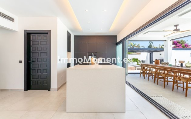 Resale - Detached villa - Marbella - Carib Playa