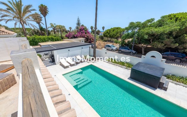 Resale - Detached villa - Marbella - Carib Playa