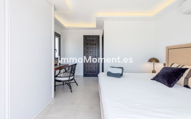 Resale - Detached villa - Marbella - Carib Playa