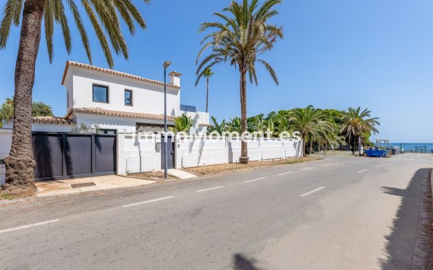 Resale - Detached villa - Marbella - Carib Playa