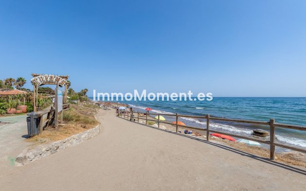 Resale - Detached villa - Marbella - Carib Playa