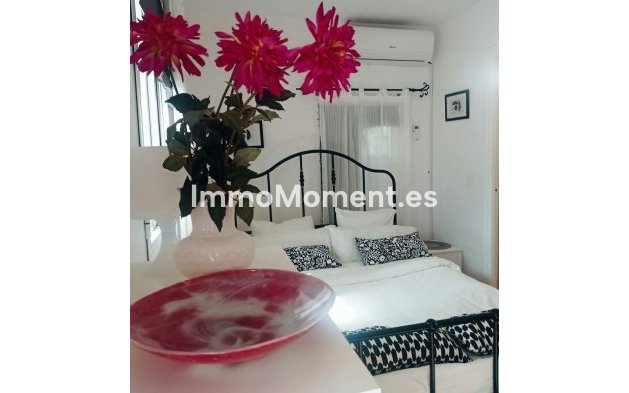 Revente - Maison mitoyenne - Estepona  - Atalaya