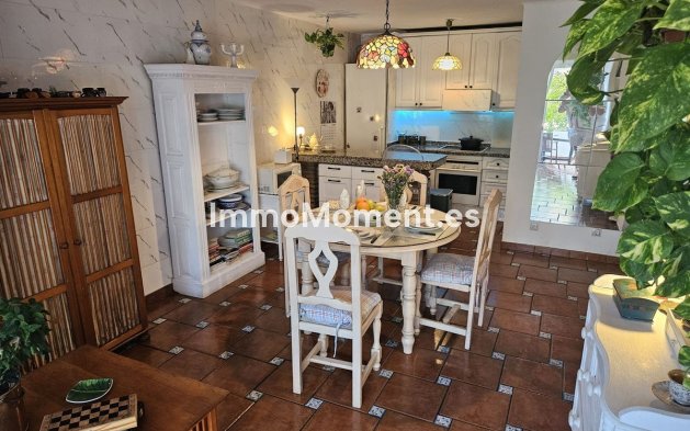 Revente - Maison mitoyenne - Estepona  - Atalaya