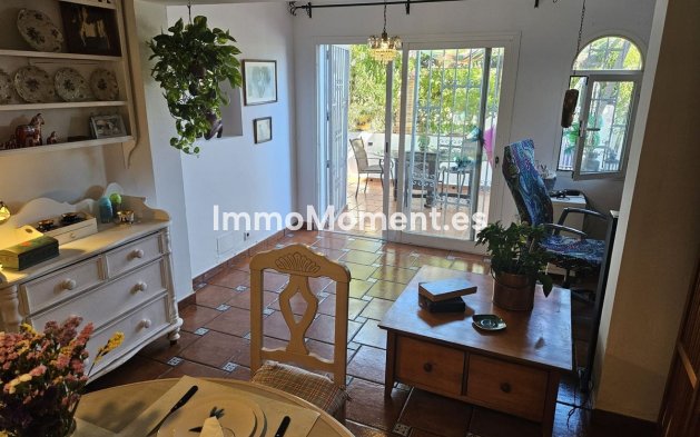 Revente - Maison mitoyenne - Estepona  - Atalaya