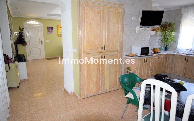 Reventa - Villa independiente - Torrevieja - Aguas Nuevas