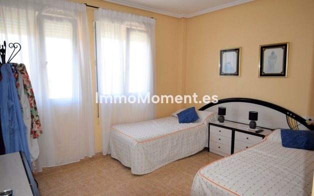 Reventa - Villa independiente - Torrevieja - Aguas Nuevas