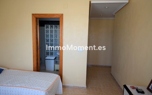 Reventa - Villa independiente - Torrevieja - Aguas Nuevas