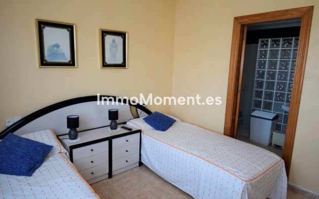 Reventa - Villa independiente - Torrevieja - Aguas Nuevas