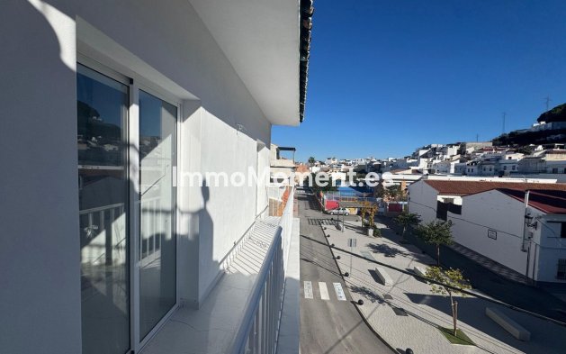 Reventa - Apartamento - Interior  - Alhaurín el Grande Centro