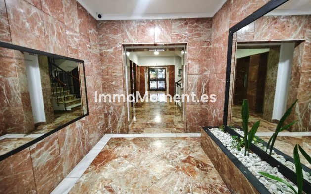 Resale - Apartment - Marbella - Marbella Centro