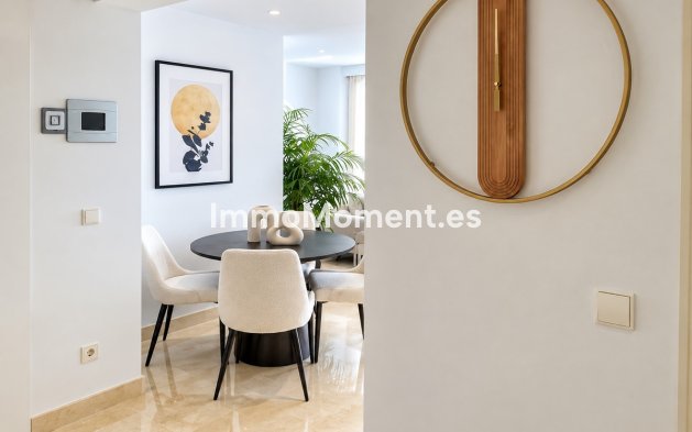 Resale - Apartment - Benahavís - La Quinta