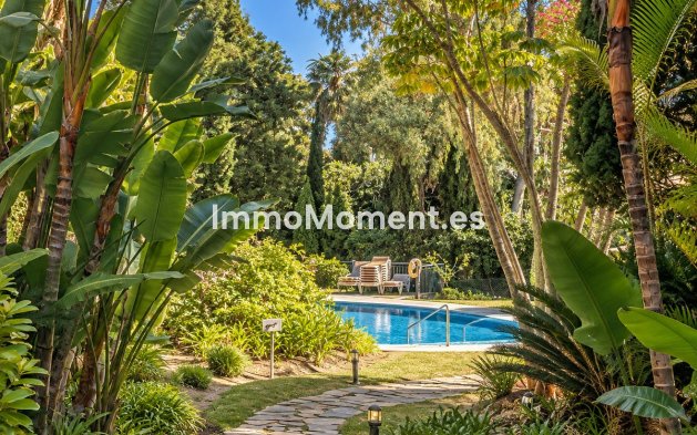 Resale - Apartment - Benahavís - La Quinta
