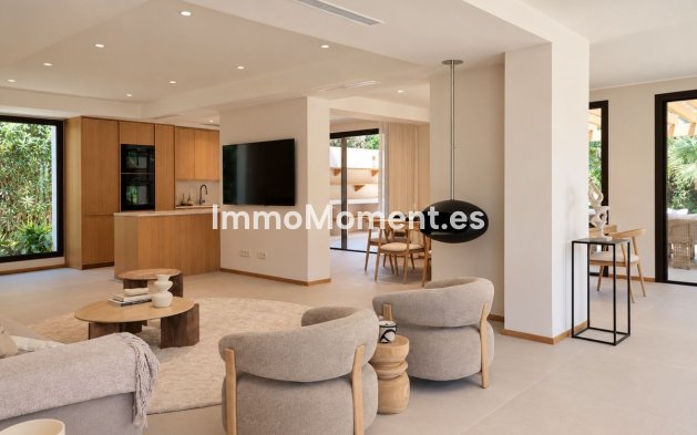 Wiederverkauf - Freistehende Villa - Marbella - Guadalmina Baja