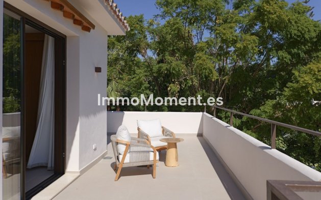 Wiederverkauf - Freistehende Villa - Marbella - Guadalmina Baja
