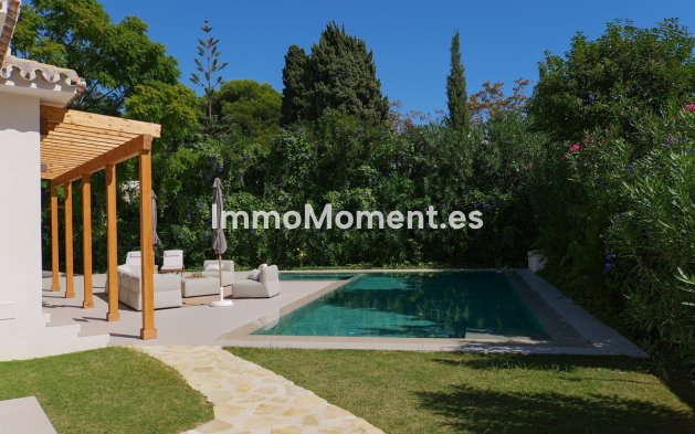 Wiederverkauf - Freistehende Villa - Marbella - Guadalmina Baja