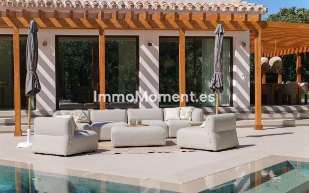 Wiederverkauf - Freistehende Villa - Marbella - Guadalmina Baja