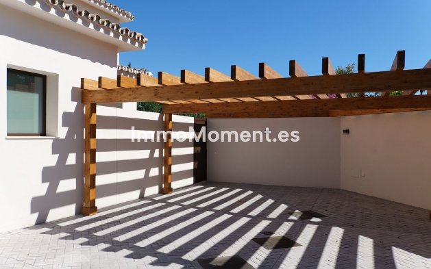 Wiederverkauf - Freistehende Villa - Marbella - Guadalmina Baja
