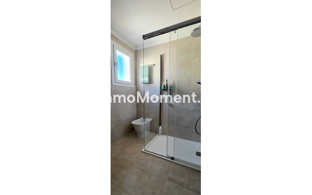 Resale - Apartment - Benahavís - Benahavís Centro