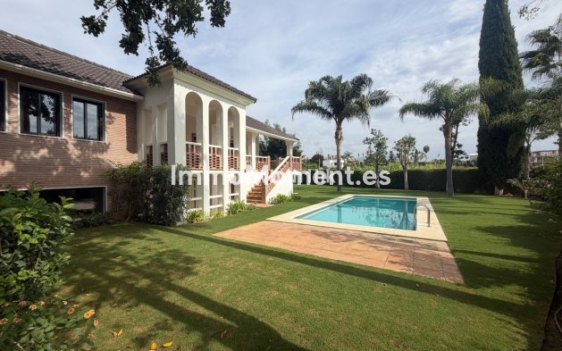 Revente - Villa individuelle - Estepona  - Estepona Centro