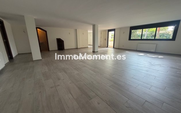 Revente - Villa individuelle - Estepona  - Estepona Centro