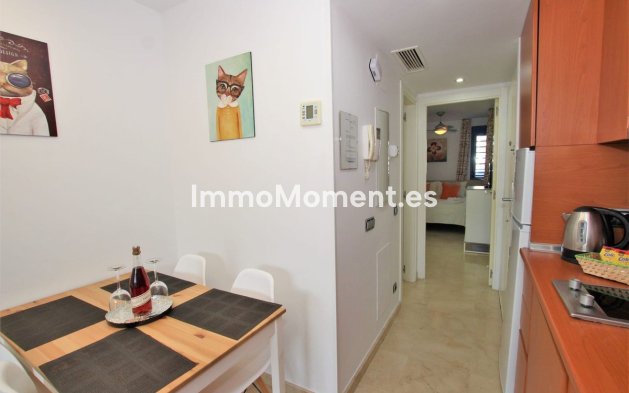 Resale - Apartment - Benalmadena - Benalmadena Centro
