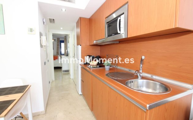 Resale - Apartment - Benalmadena - Benalmadena Centro