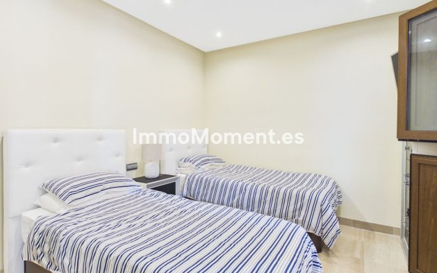 Wiederverkauf - Wohnung - Estepona  - Estepona Centro