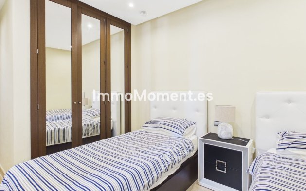 Wiederverkauf - Wohnung - Estepona  - Estepona Centro