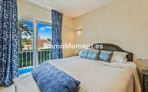 Wiederverkauf - Freistehende Villa - Estepona  - Costalita