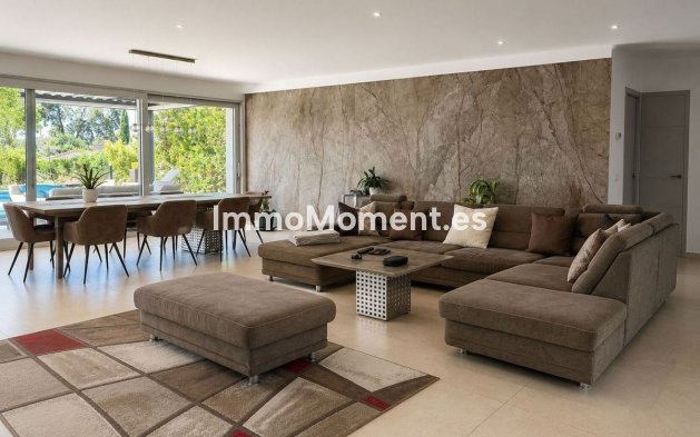 Resale - Detached villa - Sotogrande