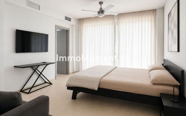 Resale - Detached villa - Sotogrande