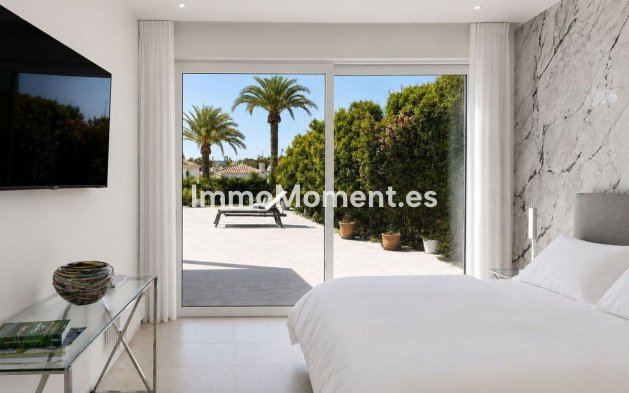 Resale - Detached villa - Sotogrande