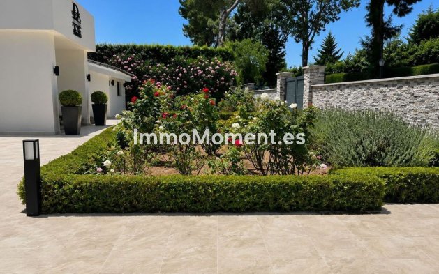 Resale - Detached villa - Sotogrande