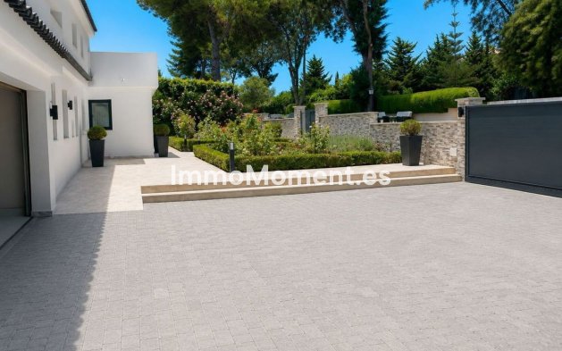 Resale - Detached villa - Sotogrande