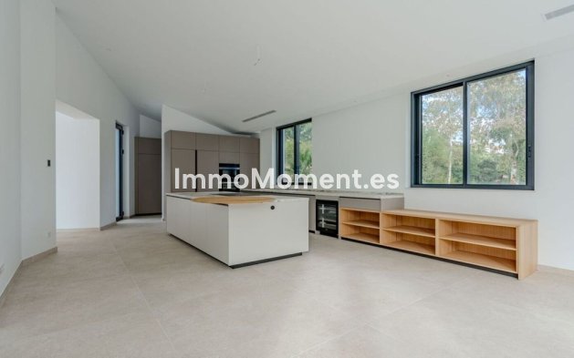 Reventa - Villa independiente - Sotogrande