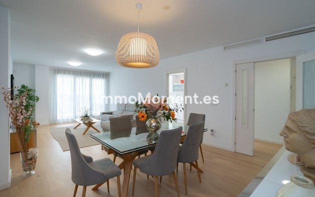 Wiederverkauf - Wohnung - Málaga - Málaga Este