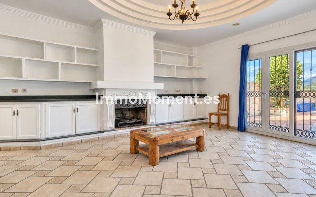Resale - Detached villa - Manilva